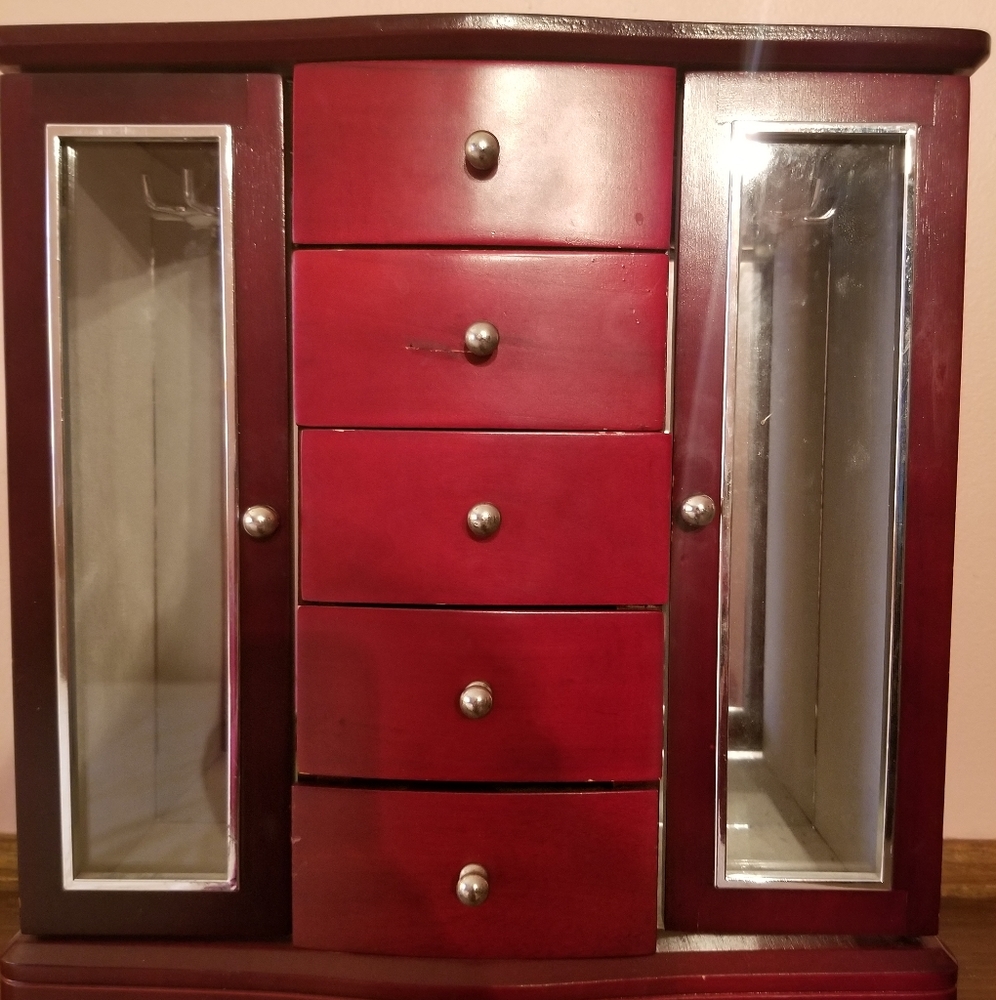 Red jewelry box